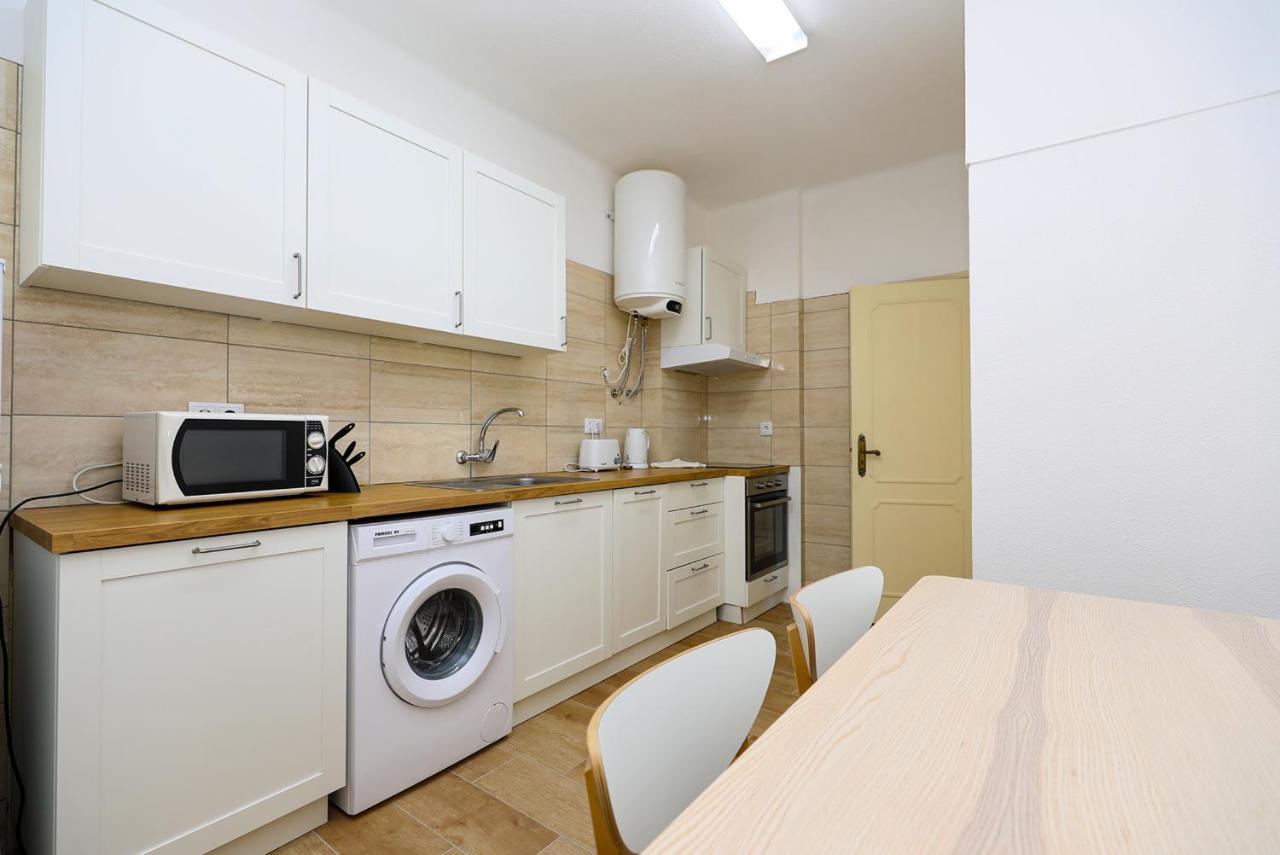 B69 - Village Of Luz Apartment מראה חיצוני תמונה
