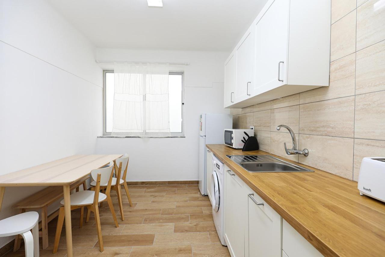 B69 - Village Of Luz Apartment מראה חיצוני תמונה